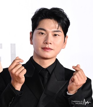 [뮤즈현장]‘사생활 논란’ 이이경 복귀작 ‘밑끝너’ 제발회 불참..감독 “너무 죄송하다고”