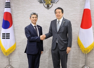 강신철, 주한日대사 접견…“한미일 안보협력 중요”