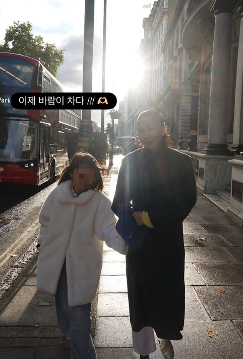 장윤주 채널