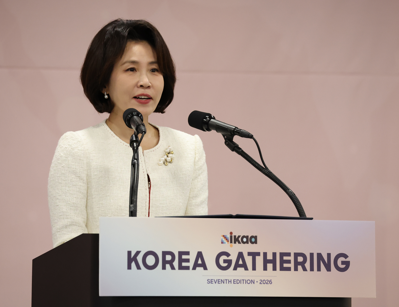 First lady Kim Hye-kyung becomes first presidential spouse to attend Korean adoptee gathering
