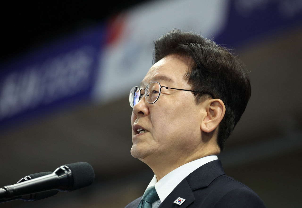 President Lee Jae Myung delivers a speech at the opening ceremony of a sport event on Jeju Island on Friday. (Yonhap)