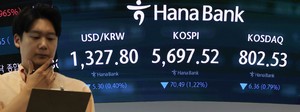 Seoul shares open sharply lower after rebound amid AI concerns
