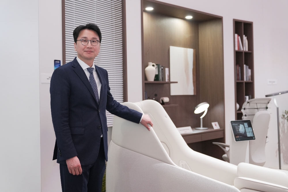 Ceragem CEO Lee Kyung-soo attends CES 2026. [Ceragem]