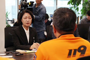 이런 정치