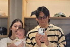 김진경, 힙한 ‘MZ맘’의 정석..♥김승규와 육아 중인 근황