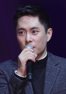 [뮤즈이슈]“모객 NO” 이기찬, 약국서 ‘감기’ 불렀다가‥약사법 위반 의혹 해명