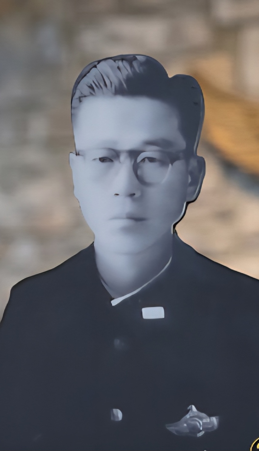 1963년 달리는 열차 앞에서 시민을 구하고 순직한 故 심연수 경사 [경찰청 제공]
