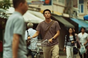 ‘슬픈 열대’ 이신영, 생존 본능 출신 킬러 변신 “해맑은데 야수 돼”