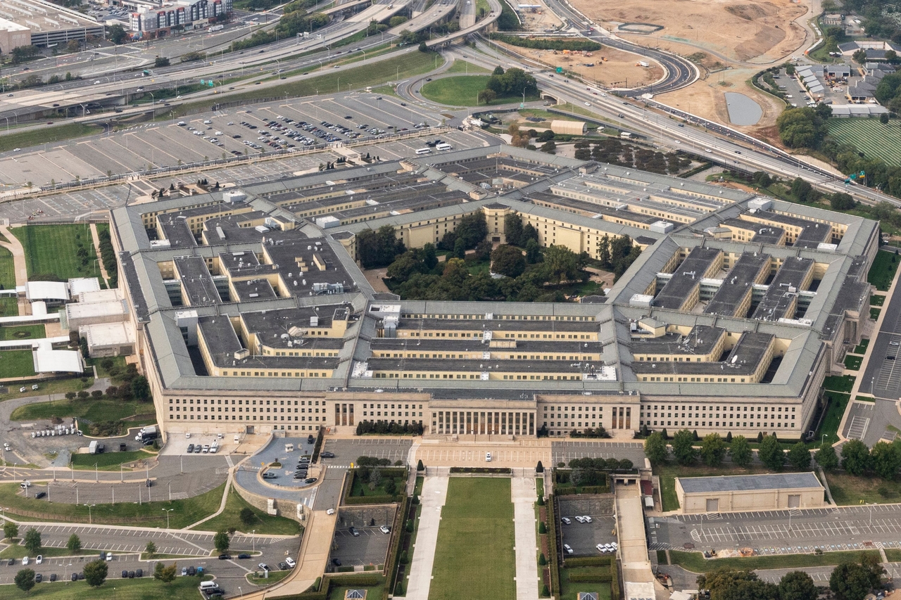 The Pentagon is seen from a flight taking off from Ronald Reagan Washington National Airport on October 10, 2026 in Arlington, Virginia. (Getty images via AFP-Yonhap)