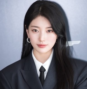 수지, ‘최고 400억’ 강남 초고가 주택 샀다…지수, 서장훈, 신세경도 계약한 그 주택