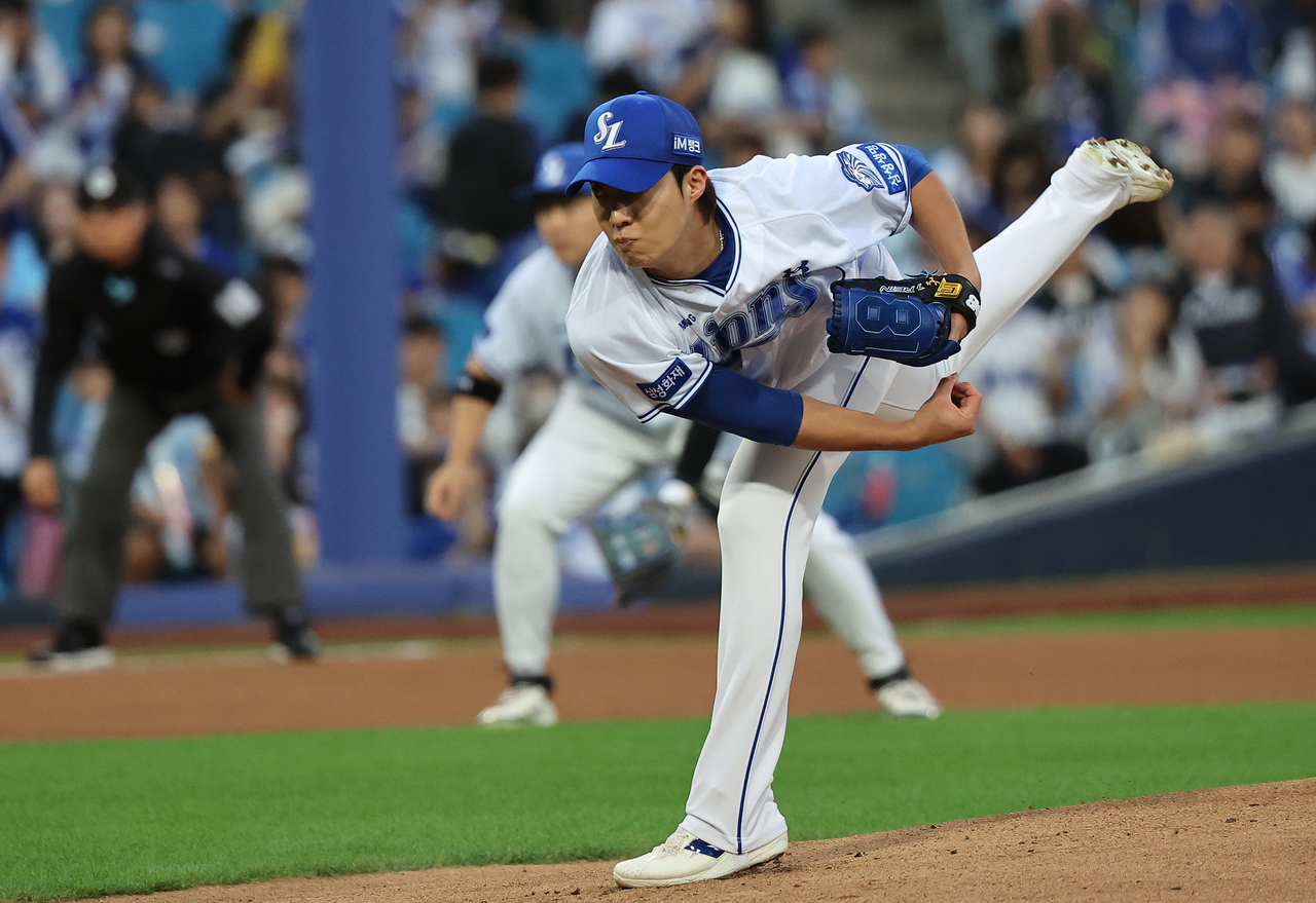 Samsung Lions starter Won Tae-in pitches during a 2026 Shinhan SOL Bank KBO League game against the KT Wiz at Daegu Samsung Lions Park. [Yonhap]