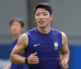 “황희찬, 車42대 지원받고 홍보 안해”…‘사기 혐의’ 피소, 소속사는 “사실과 달라. 고소장 접수”