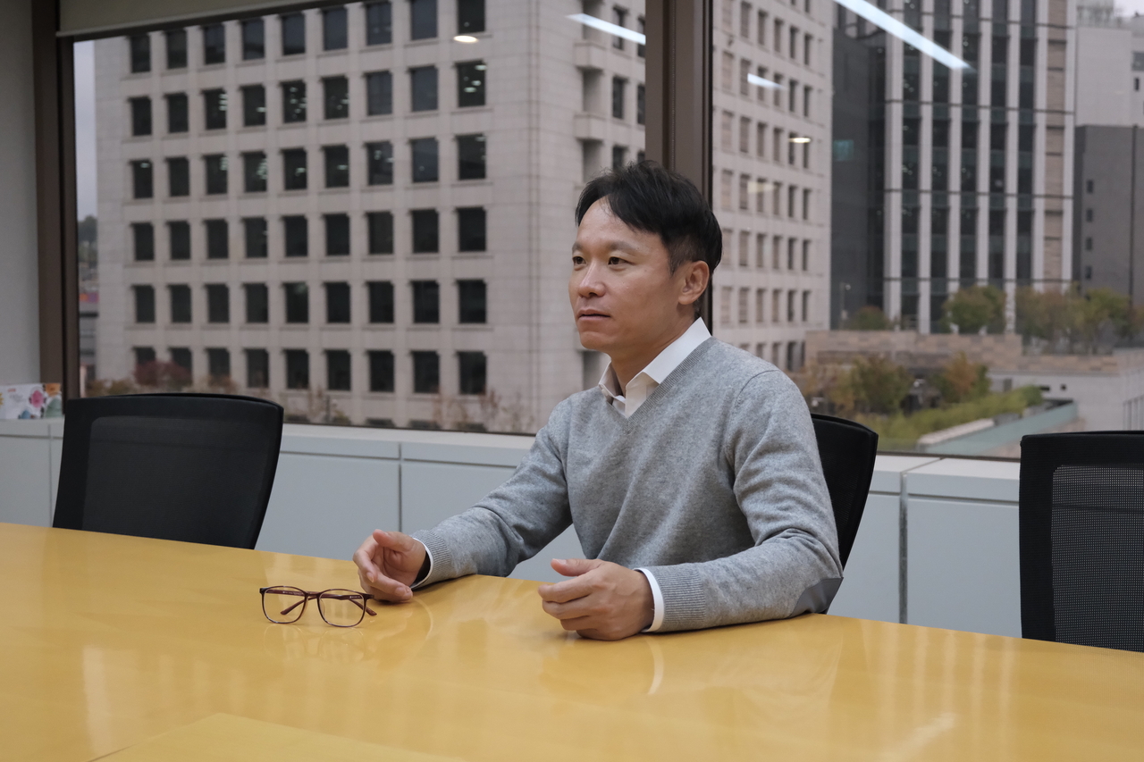 김성엽 OCI파워 대표가 지난 12일 OCI 사옥에서 헤럴드경제와 인터뷰를 진행하고 있다. 박혜원 기자