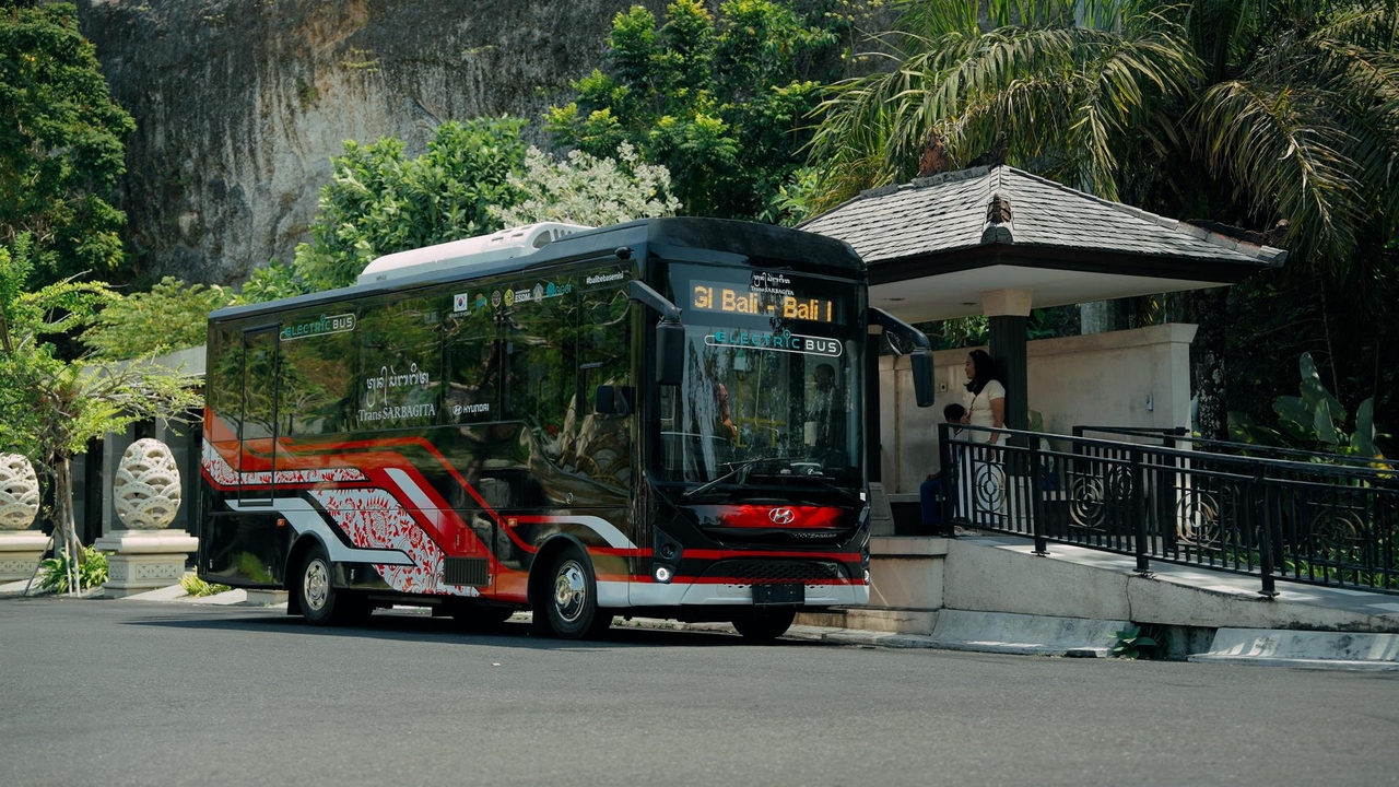A Hyundai Motor County Electric bus to be deployed in Bali, Indonesia. [Hyundai Motor]