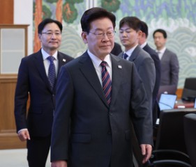 Lee set to meet with chief of Japanese business association
