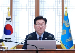 Lee declares 'war' on violent crime, orders shift to prevention