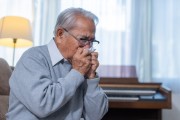 한 달 빠른 독감주의보…고령층·심장병 환자 ‘심혈관 비상’