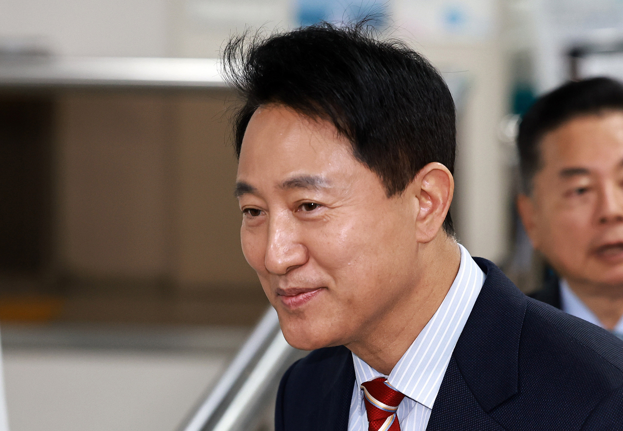 오세훈 서울시장이 23일 서울 서초구 서울고등법원에 도착해 법정으로 향하는 모습. [연합]