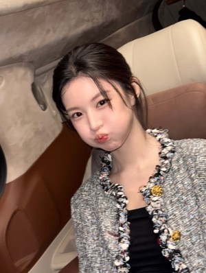 고윤정, 얼굴은 여신인데 못말리는 장난기..얼굴 그렇게 쓸거면 나 줘라