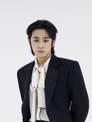 FT아일랜드 이재진, 뮤지컬 ‘로미오와 줄리엣’ 머큐시오로 컴백..12월 개막(공식)