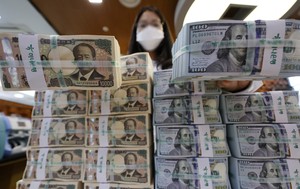 S. Korea's Q2 current account surplus ranks 2nd on robust chip exports