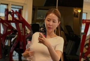 ‘42kg’ 신지, 탄탄 뼈말라 다됐다..“몸은 이제 좀 괜찮으니까”