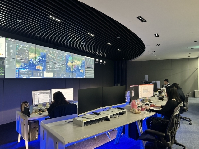 The Digital Insight Center of HD Hyundai Marine Solution at HD Hyundai's GRC in Seongnam, Gyeonggi Province. (Kim Eun-hee/The Korea Herald)