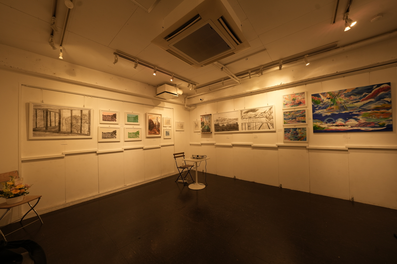 AI-generated works and paintings by Lee Ji-hye (photo provided by Lee)