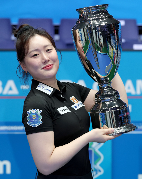 Kim Bomi   (PBA)