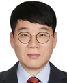 Kim Myung-soo, who stepped down Monday as the nominee for president of the Busan Facilities Corporation [Busan city government]