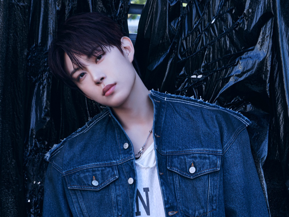 Geonwoo (WakeOne)