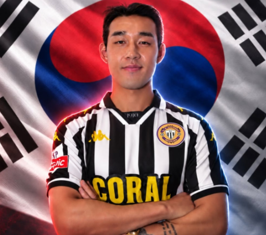 Song Min-kyu   (Naciomal)