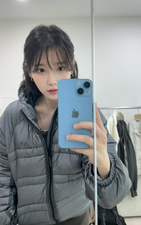 사진=아이유 채널