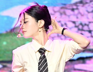 [포토] 아일릿 민주 ‘옆 모습도 이쁘네’