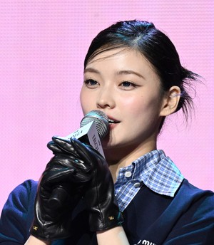 [포토] 아일릿 이로하 ‘부담감보다는 설레임이 더 컸다’