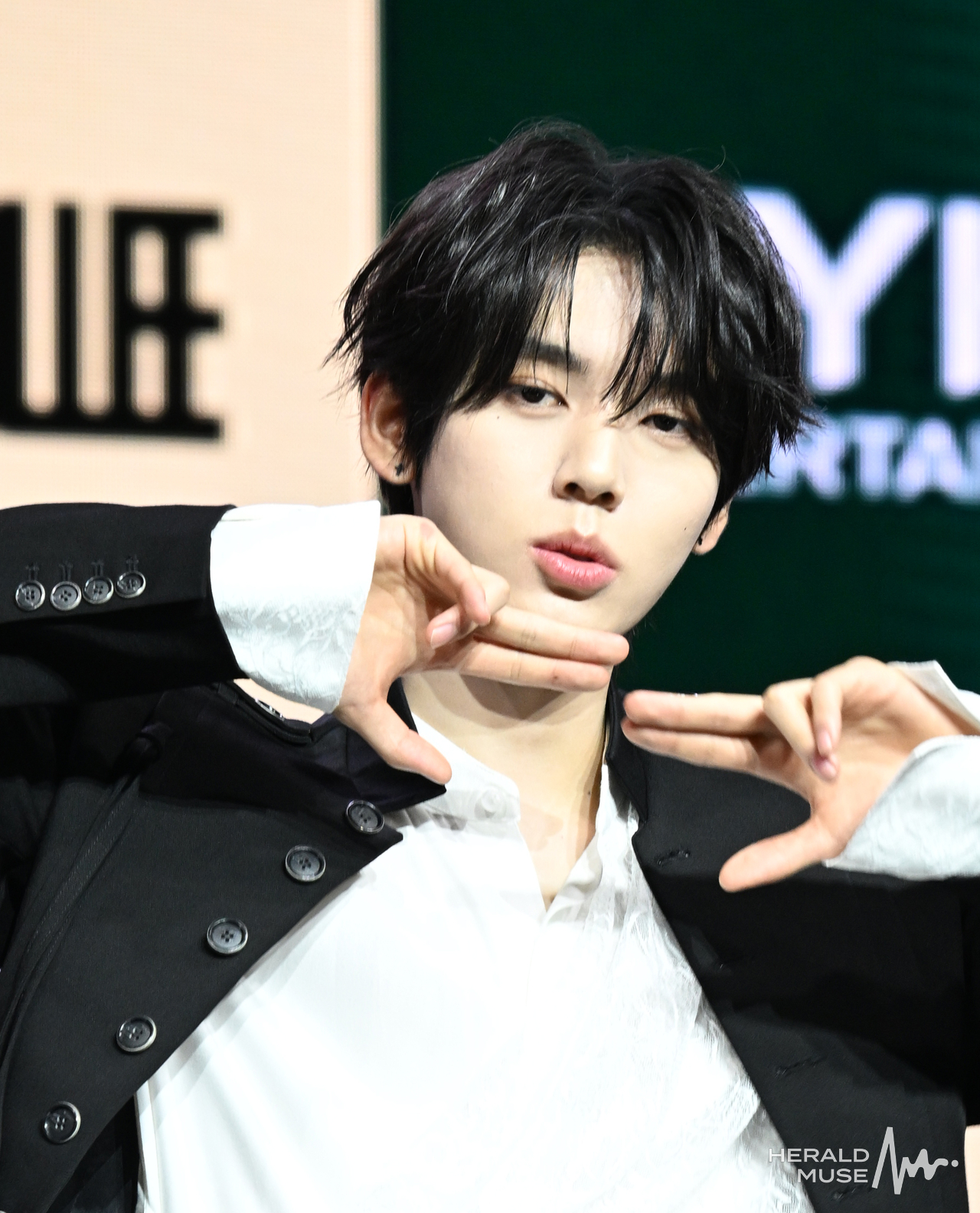 [포토] 앤더블 한유진 ‘막내는 지금 성장 중’