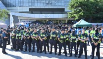 아직도 못나온 247만장 투표지 특검 검증 현장…경찰 기동대 48개 배치 [세상&]
