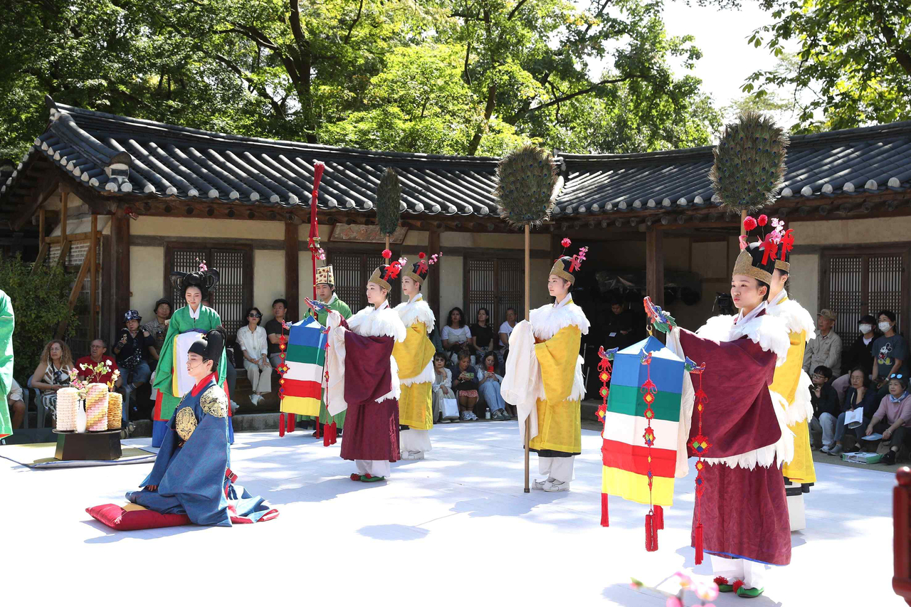 창덕궁 연경당에서 열린 망선문 공연 [세계민족무용연구소 제공]