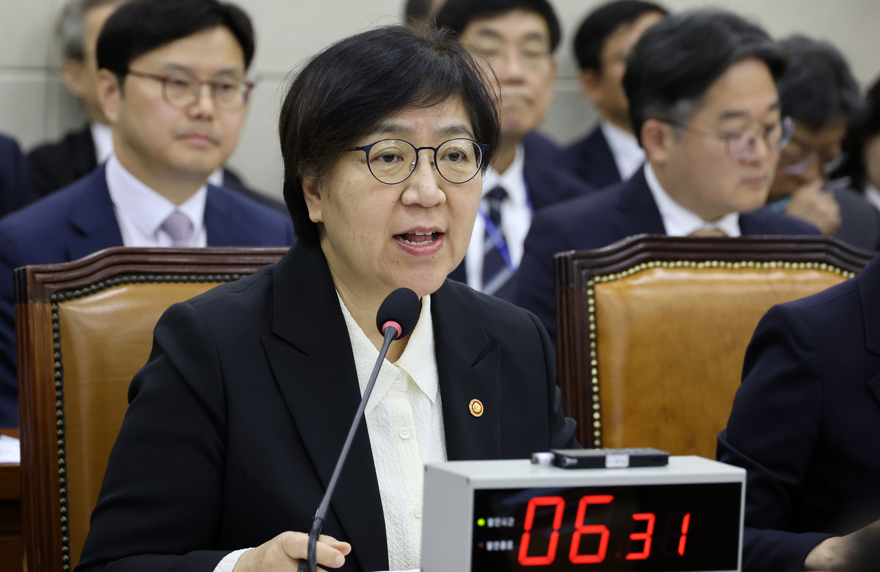 Minister of Health and Welfare Jeong Eun-kyeong answers questions at the 2026 comprehensive national audit of the National Assembly's Health and Welfare Committee on Tuesday. [Yonhap]