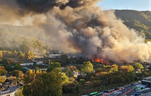 Fire breaks out at Gangnam’s Guryong Village