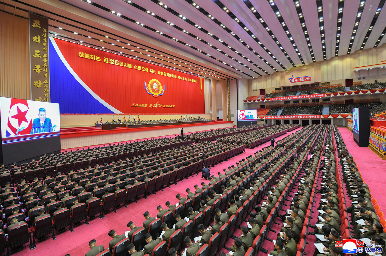 North Korean leader Kim Jong-un speaks at a meeting with military company commanders in Pyongyang, in this photo released by the North's official Korean Central News Agency on Saturday. (Yonhap)