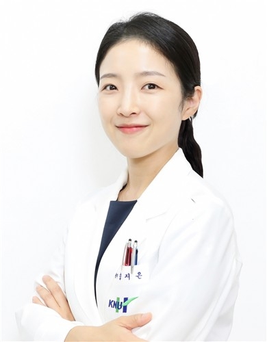 Song Ji-eun, an ophthalmology professor at Kangwon National University Hospital [Kangwon National University Hospital]
