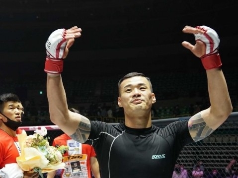 Hwang In-su, one of Korea's top middleweights. [Road FC]