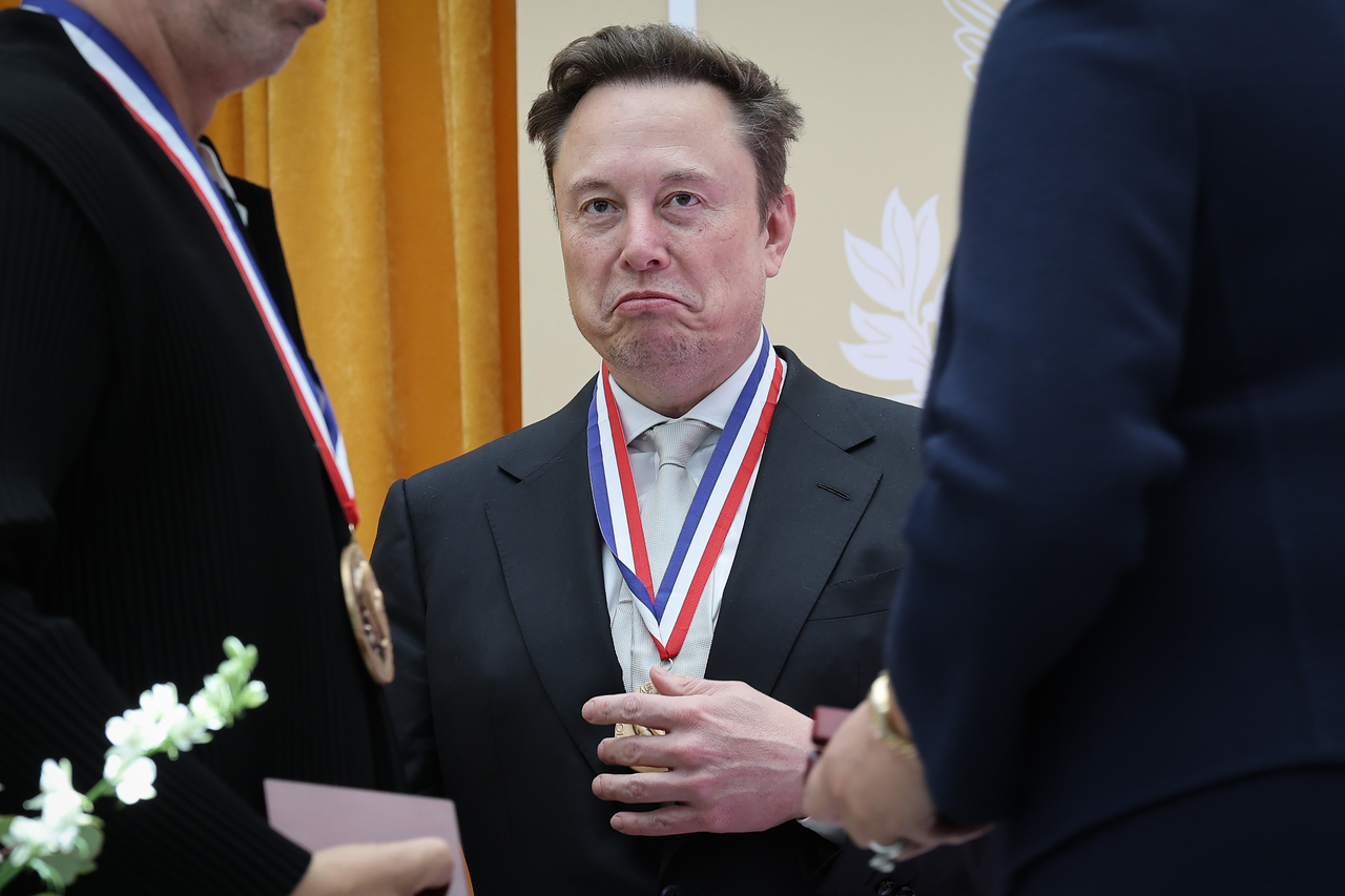 “일론 머스크는 진정한 천재” 푸틴, 거듭 칭찬…‘스타실드 먹통’ 우크라 비웃기?