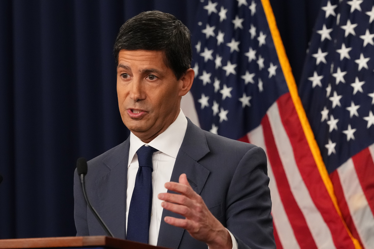 US Federal Reserve Board Chairman Kevin Warsh speaks during a news conference at the Federal Reserve in Washington on Wednesday. (AP-Yonhap)