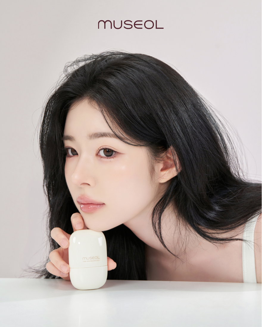 A promotional image for MUSEOL, a makeup brand launched through a collaboration between Daily Labs and influencer Yu Hye-won [Daily Labs]