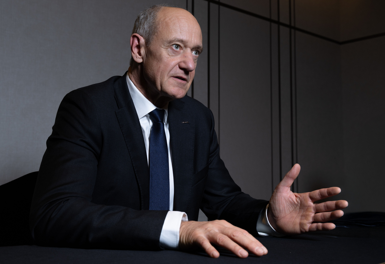 Roland Busch, chairman of the Asia-Pacific Committee of German Business and president and CEO of Siemens, speaks during an interview with The Korea Herald at the Grand InterContinental Seoul Parnas in Gangnam, southern Seoul, on Friday. (Yoon Chang-bin/The Korea Herald)