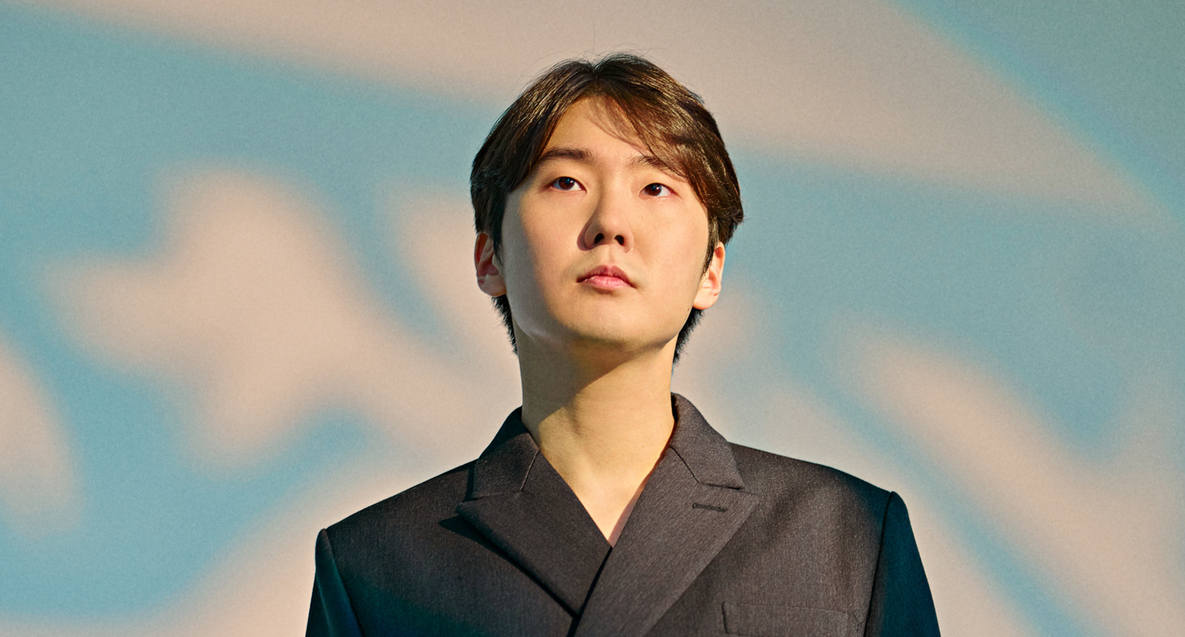 As temperatures rise, hottest pianists are coming to town