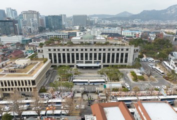 Yoon Suk Yeol ruling likely to set record for longest impeachment case