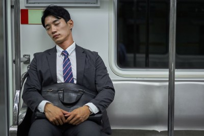 Nearly half of Koreans experience fatigue, sleep average of 6.3 hours: report